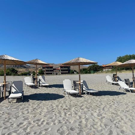 Thanos Evgatis Beach Luxury Apts מראה חיצוני תמונה