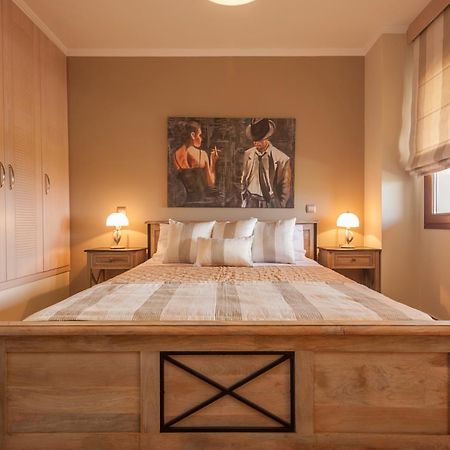 Thanos Evgatis Beach Luxury Apts מראה חיצוני תמונה